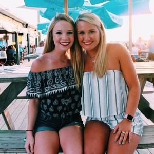 Meet your Posher, Paige